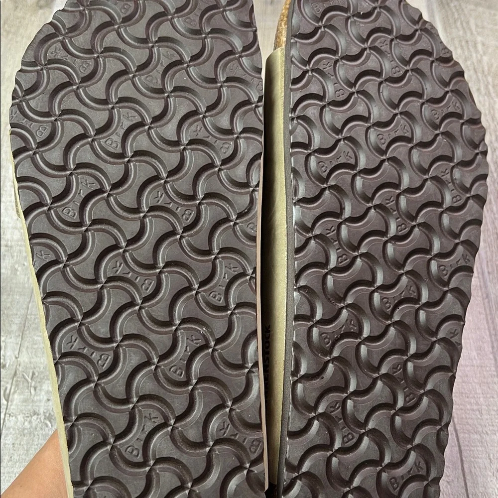 Men’s Birkenstock Arizona Soft Slide Sandal - Picture 9 of 10